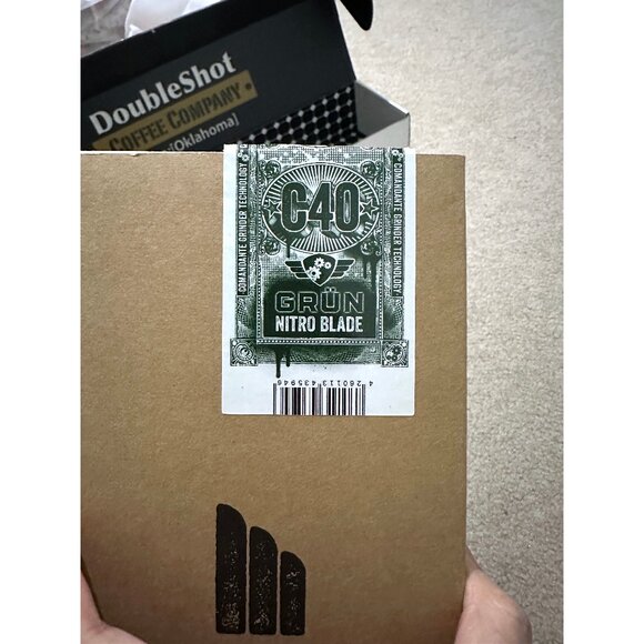 Comandante C40 GRUN MK3 Nitro Blade Coffee Grinder Military Olive Green Bean Jar - Picture 3 of 15